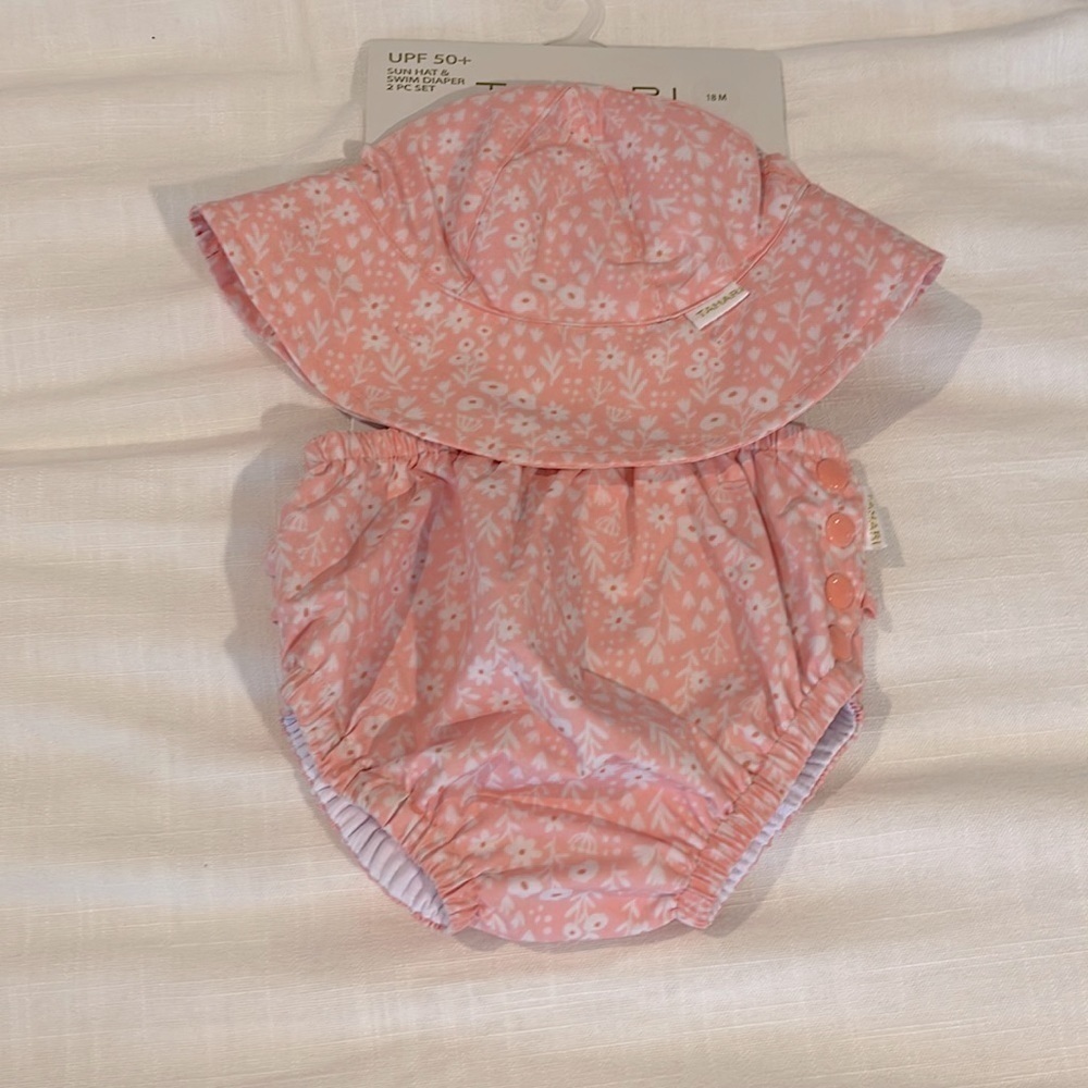 Nwt Tahari swim diaper and hat 18m